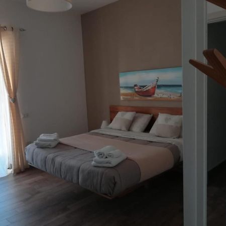 Bed and Breakfast Etesia Ольбія Екстер'єр фото
