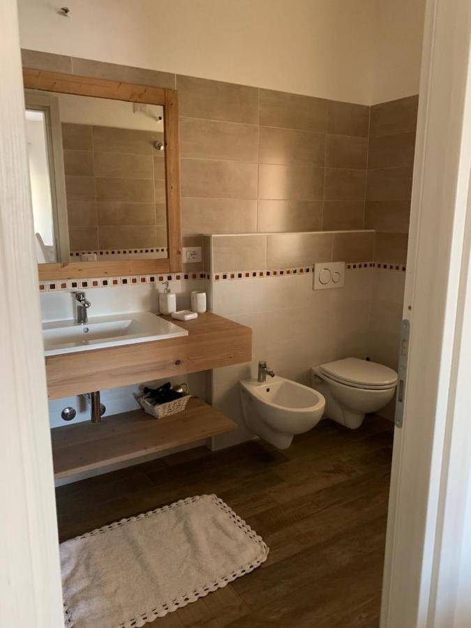 Bed and Breakfast Etesia Ольбія Екстер'єр фото